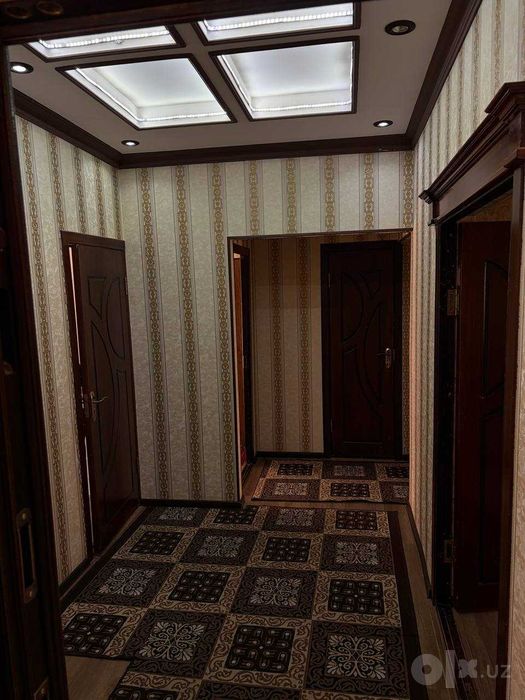 Продаётся 4-комн. квартира 99 м², Сергелийский р-н, рядом метро