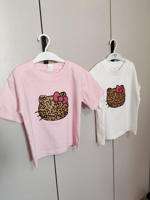 Футболки новые продам