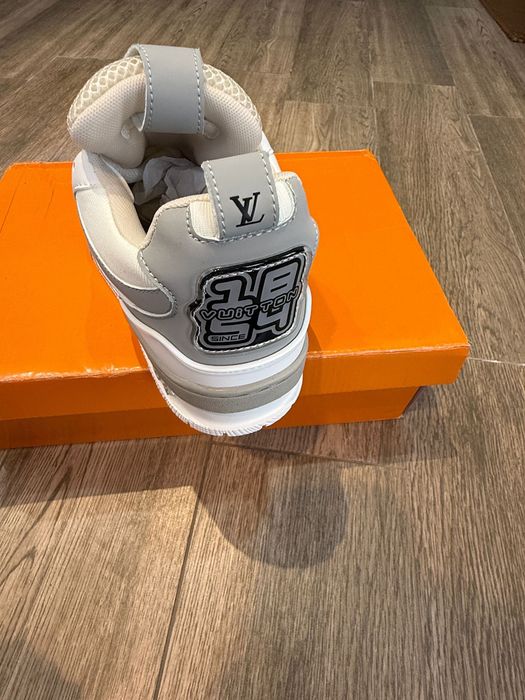Snekers Louis Vuitton Skate,grey