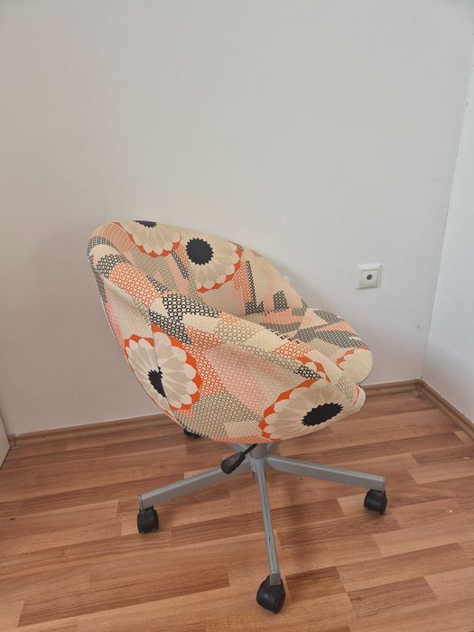 Scaun birou IKEA SKRUVSTA - rotativ