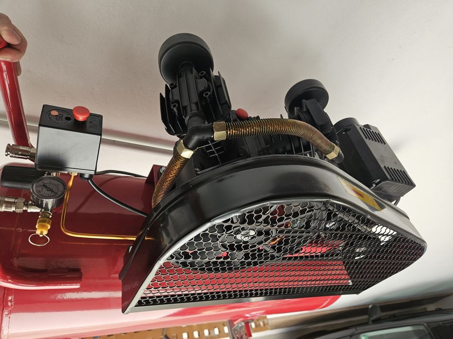 Vand compresor aer 100 litri motor 220 cu cap compresor separt