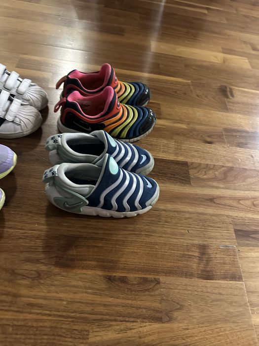 Детские кроссовки