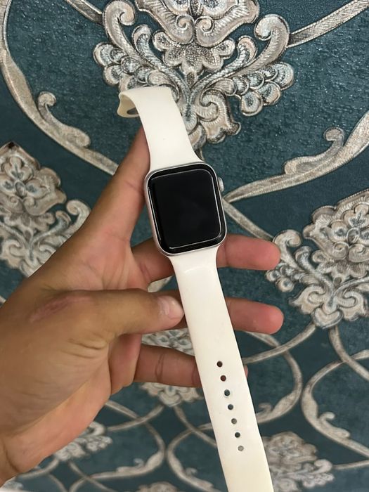 Apple Watch SE 1 82%