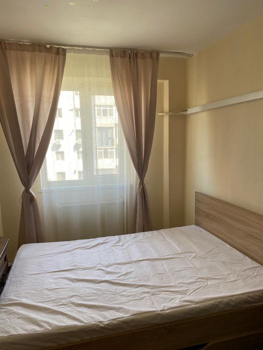 Apartament 3 camere de inchiriat