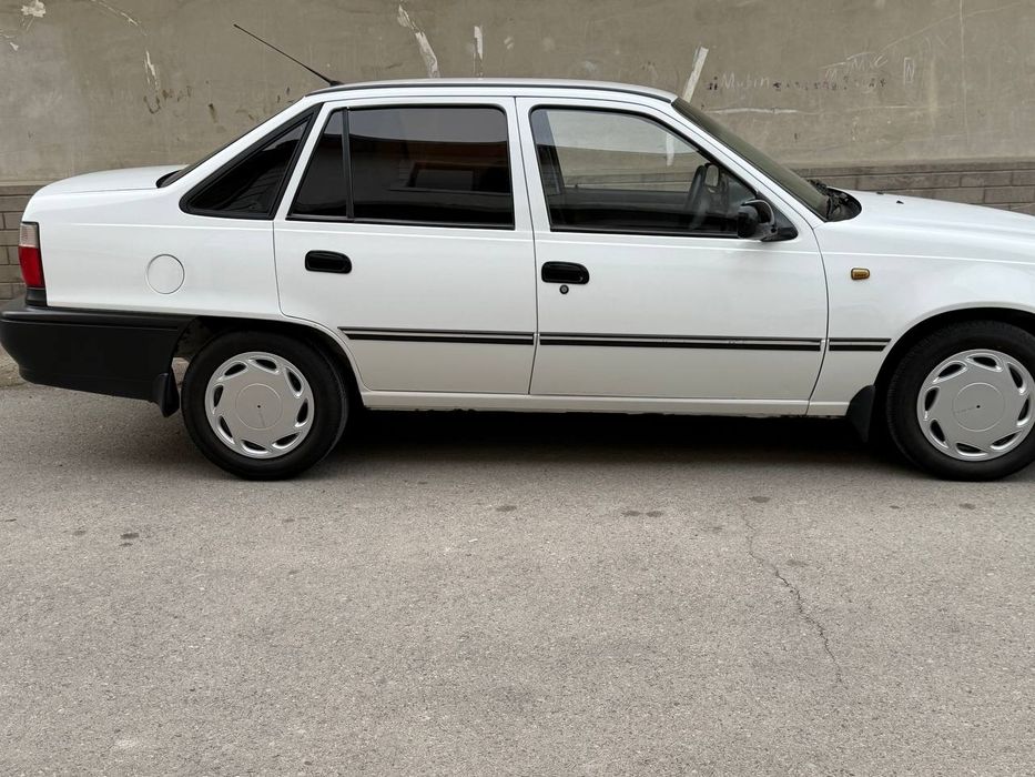 Продам нексия 1 Daewoo