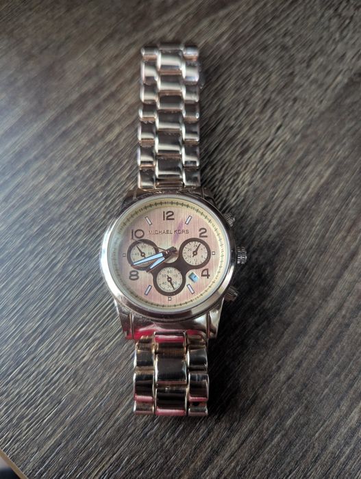 Ceas dama Michael Kors rose gold MK-1038