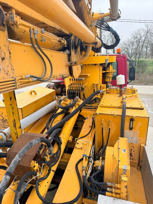 Pompa de beton Sermac , cifa