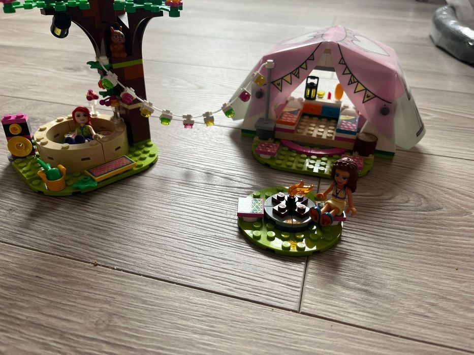 Lego friends camping în heartlake 41392