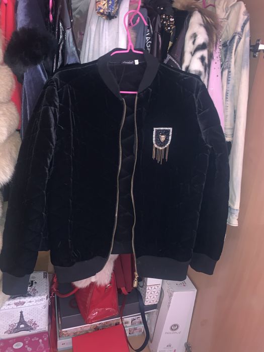 Курточка велюр новая. Размер L,Xl