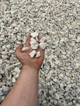 Nisip vrac sau saci chisai piatra calcar granit sac margaritar balast.