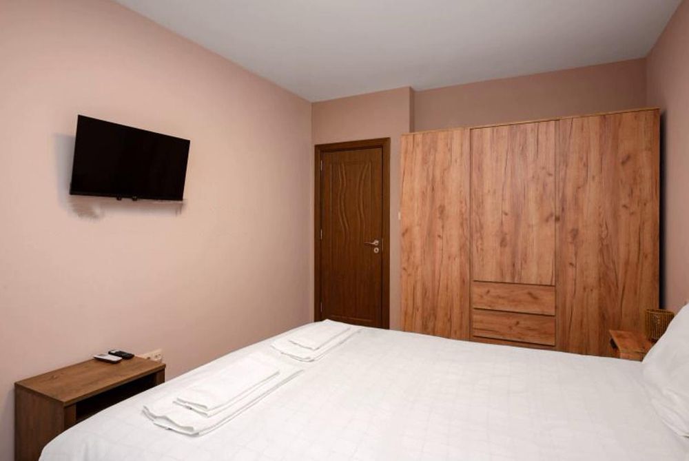 Дава се под наем Тристаен апартамент в София, Малинова долина - 70 кв.м за 777.75 € - Снимка #10