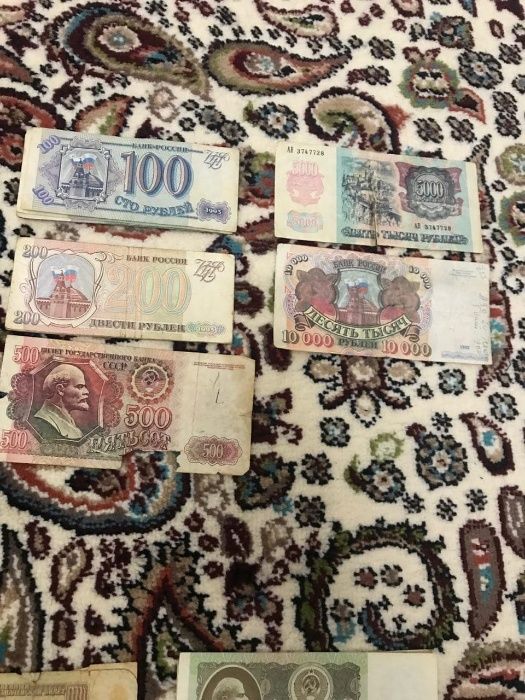 Продам монеты рубли купоны