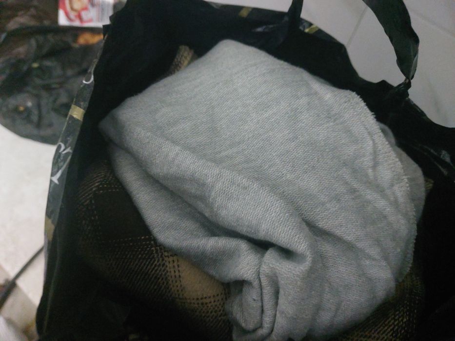 Пакет с женскими вешшами