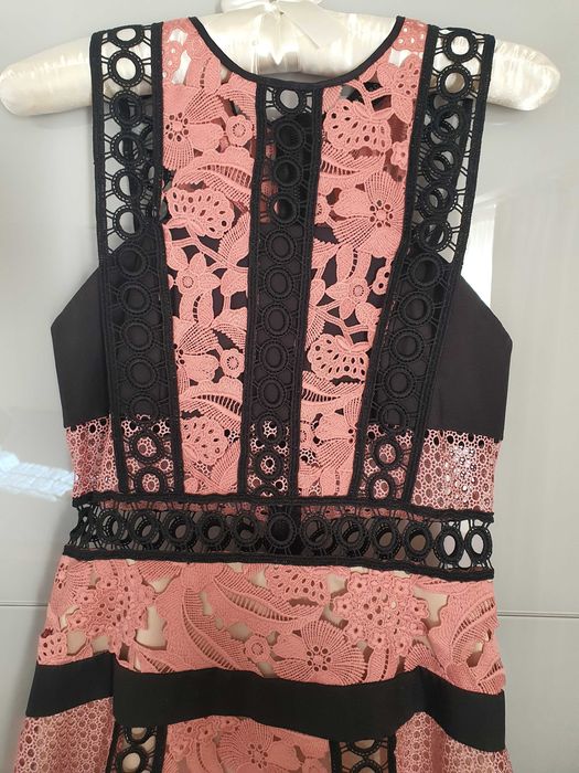 Rochie ocazie din dantelă, roz pudrat cu negru