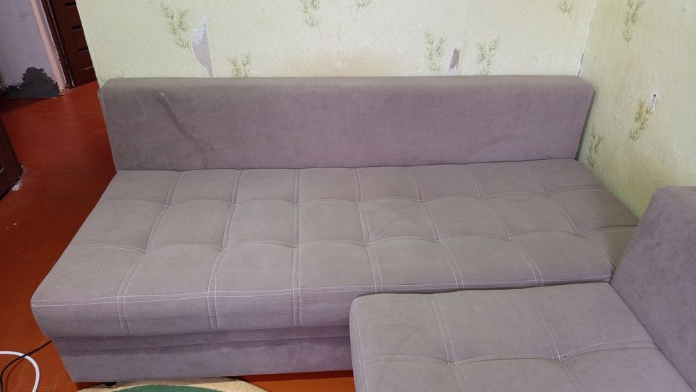 Продам Диван б/у