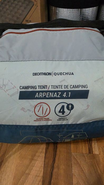 Cort 4 persoane si sac de dormit