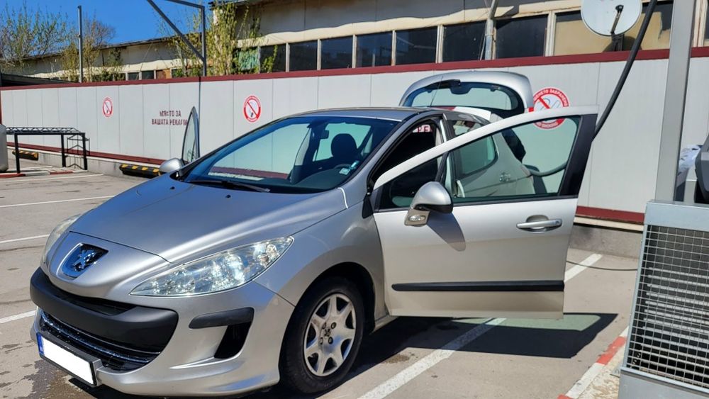 Peugeot 308 1.6HDI 90к.с.  2008