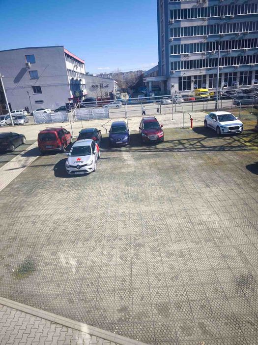 Давам под наем ПАРКОМЯСТО, гр. София, Дружба 1