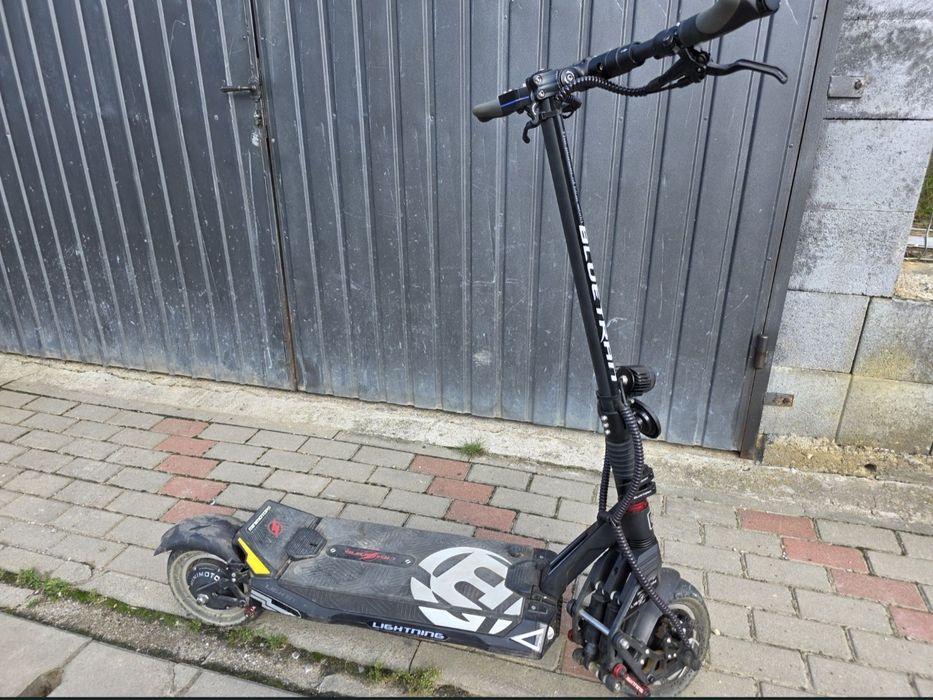 Trorineta electrica dualtron Bluetran lightning