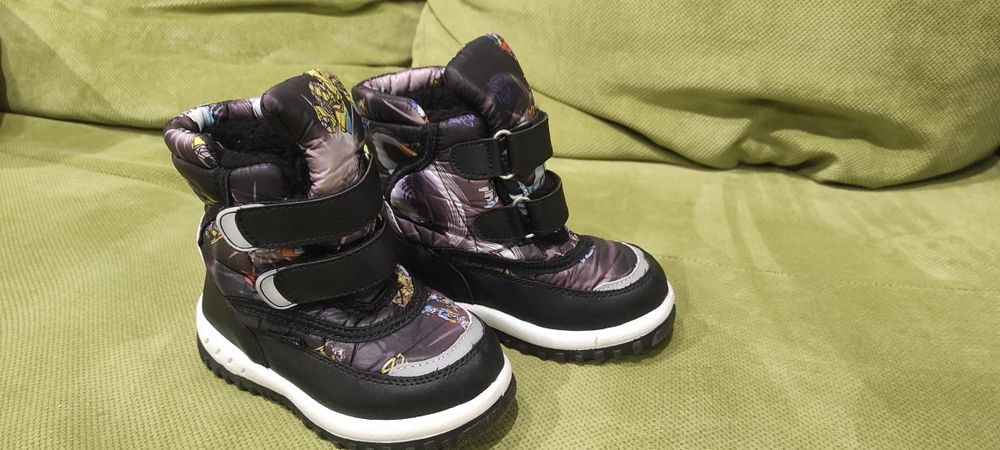 Зимни обувки за момче 27 номер цената е за всички