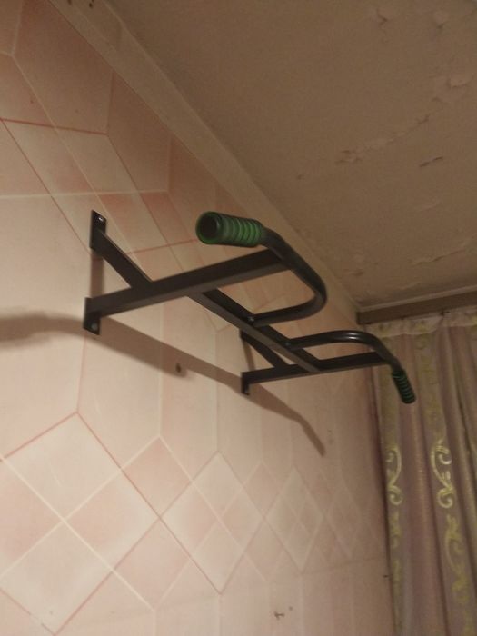 Турник настенный  Turnik