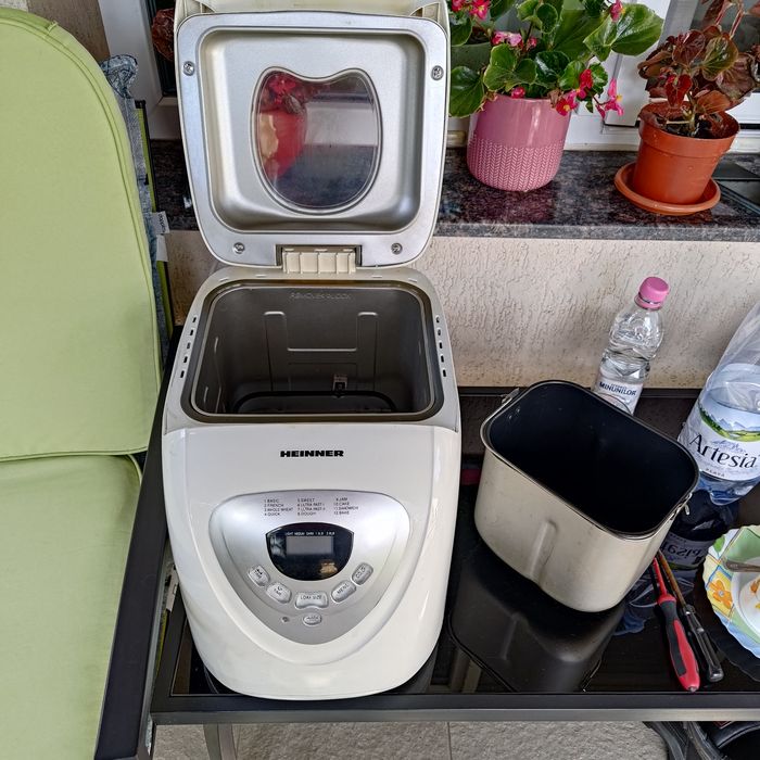 Masina de paine Heiner