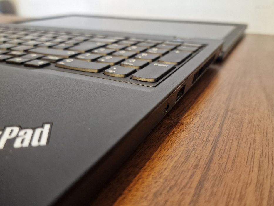 Laptop Lenovo i5 gen 8 Thinkpad L580