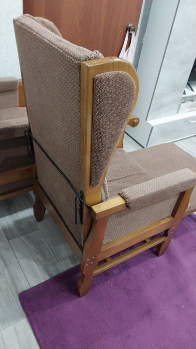 Продам кресла- шезлонги(возможно для реставрации)