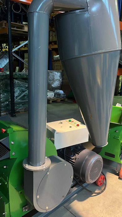 Moara profesionala cu ciclon 11 KW, motor inclus Transport Gratuit