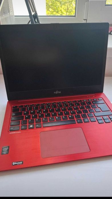 Laptop Fujitsu U904 - utilizat