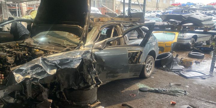 Buton geam pasager spate dreapta Alfa Romeo 156 932