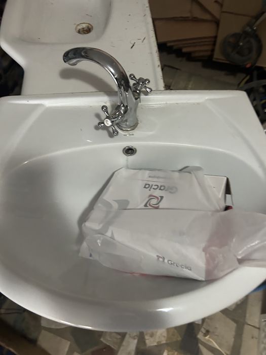 Продаються раковины