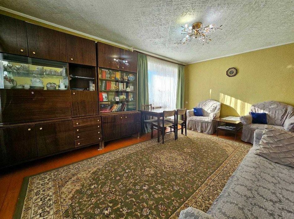 3 комн Комарова 22 млн!