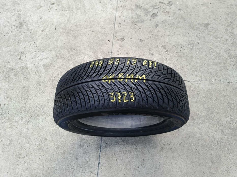 O anvelopa iarna 245 50 19 michelin pilot alpin 5 zp run flat 8 mm