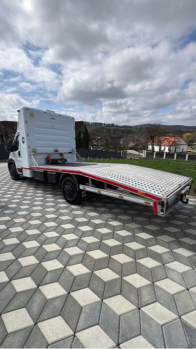 Tractari - Transport auto - intern si internarional - 24/7- Non Stop