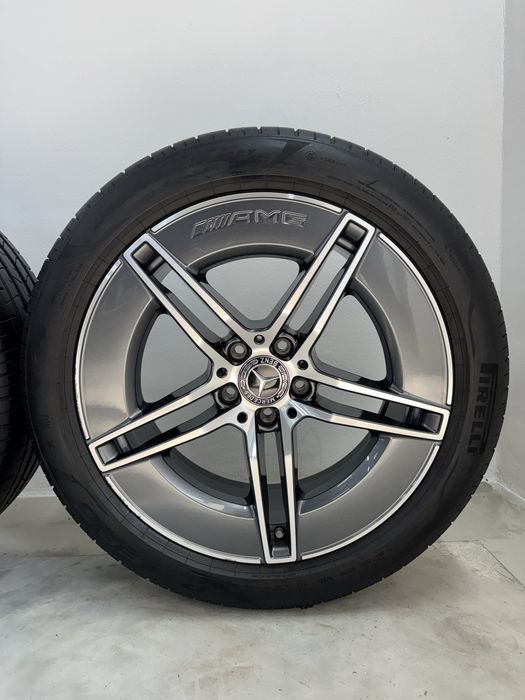 Jante Mercedes E-Class R19 E-Klasse W214 S214 Originale Pirelli 2025