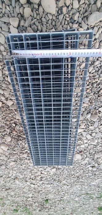 Trepte zincate 106x28cm