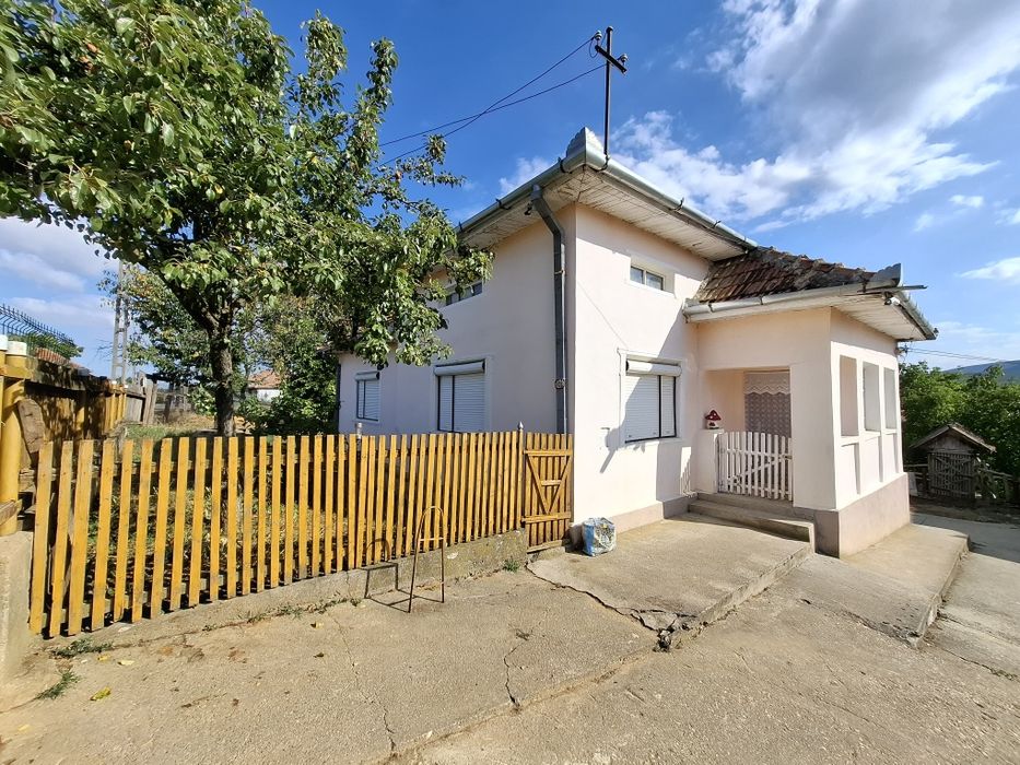 Casă de vânzare, Cuța, Satu Mare
