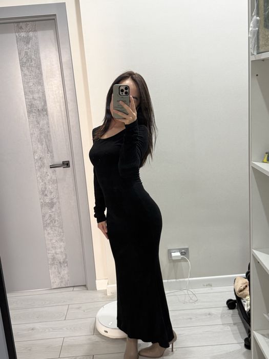 Платье элегантное трикотаж