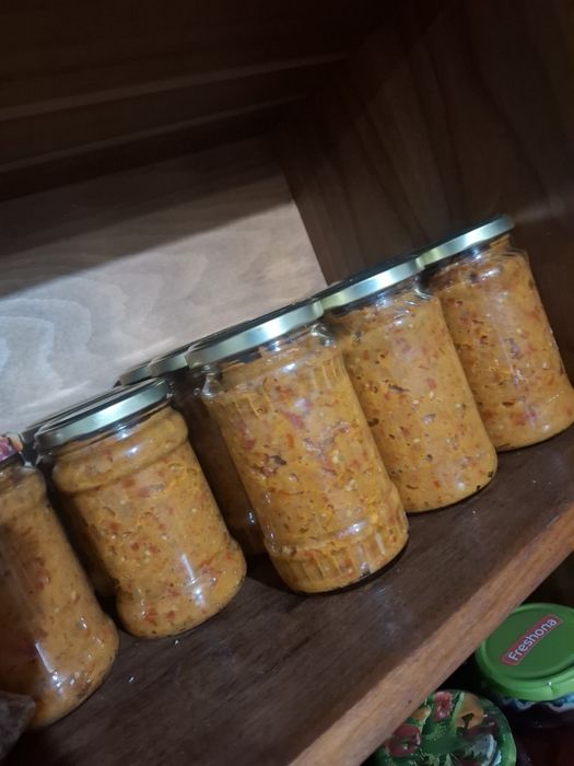 Zacusca de casă  18 lei