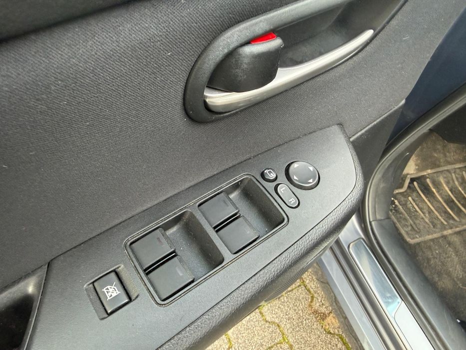 Мазда 6 ,1800 бензин,2013 г на части