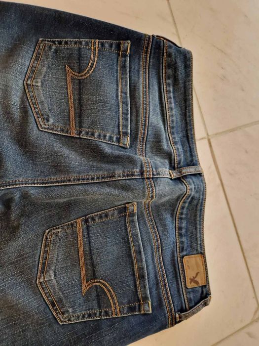 Продавам дънки American Eagle