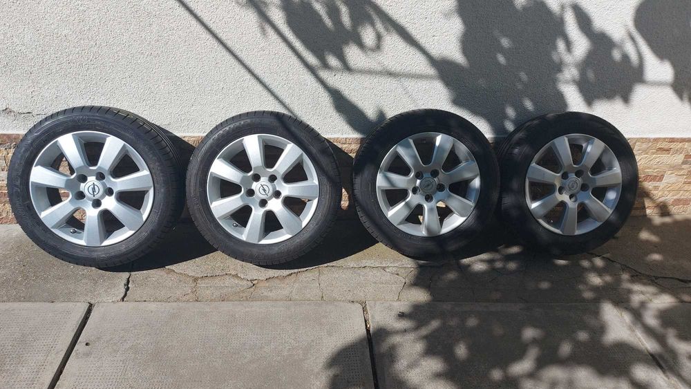 anvelope si jante opel 205/55/16 , 2 anvelope goodyear si 2 yokohama dot 2018 ,profil 6 mm.