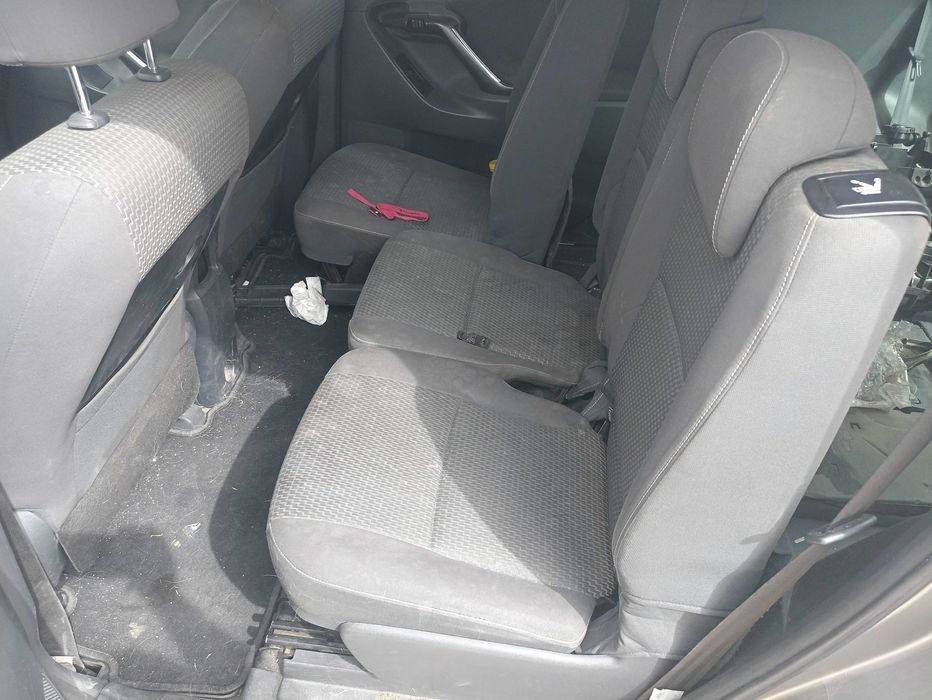 Toyota Verso 1,6D4D / Тойота Версо - на части