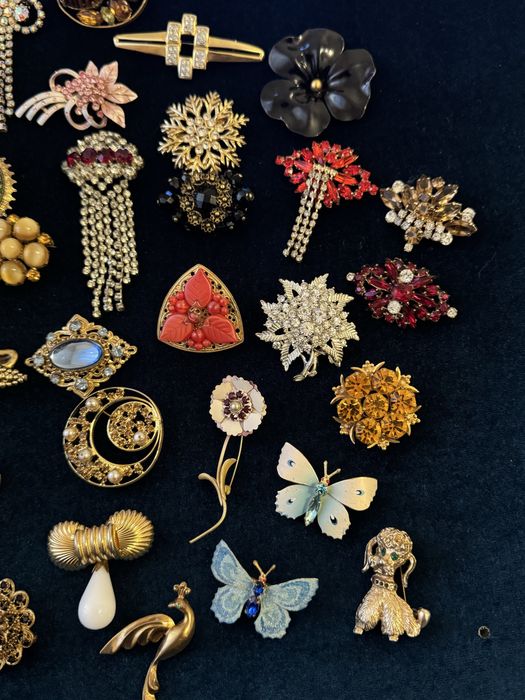 Винтаж и антик брошки