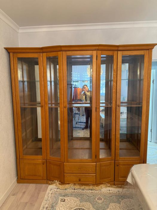 Горка для посуды, сервант