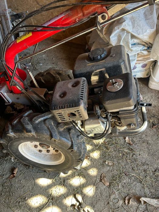 Vând motocositoare