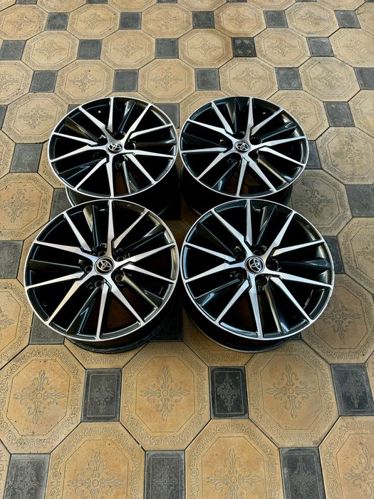Диски оригинальные Toyota R18