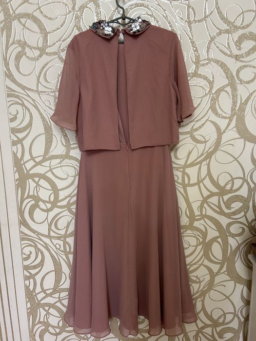 Продам новое платье с Англии