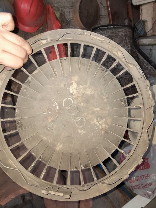 Колпак ауди 100,80